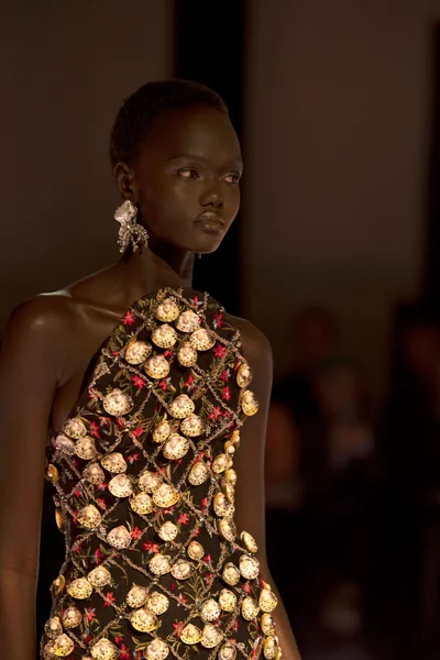 Look 35